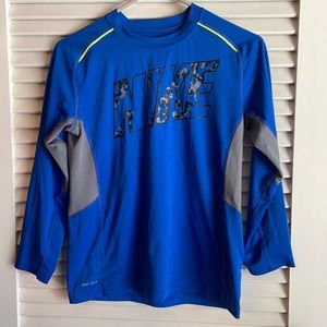 Boys Size M Nike Dri Fit long sleeve top